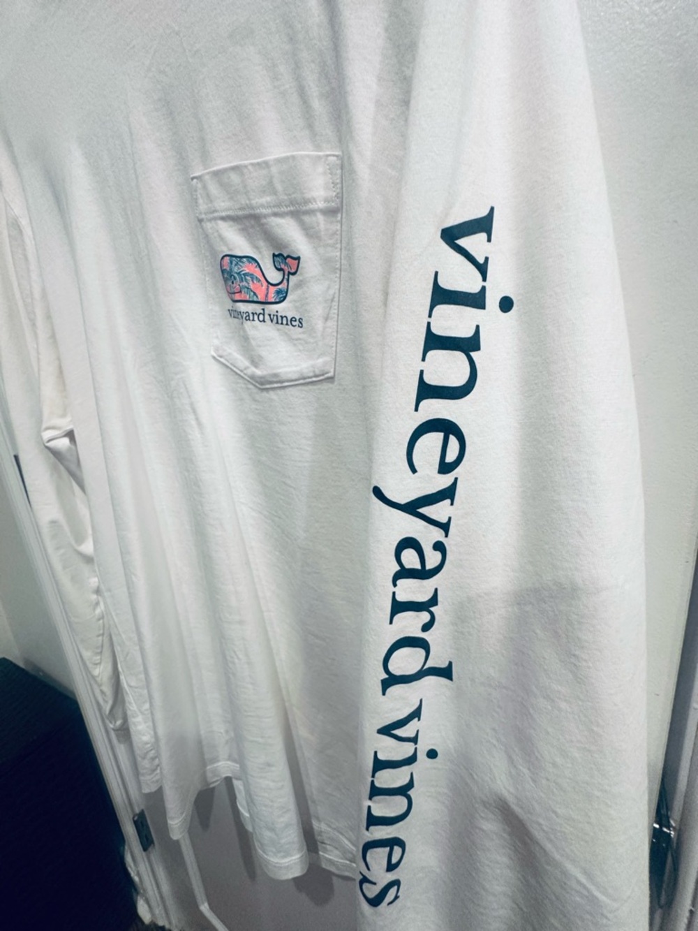 Vineyard Vines Men’s White Long-Sleeve Pocket Tee